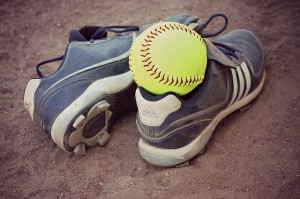 ©pixabay.com/de/softball-klampen-sport-naht-340490/